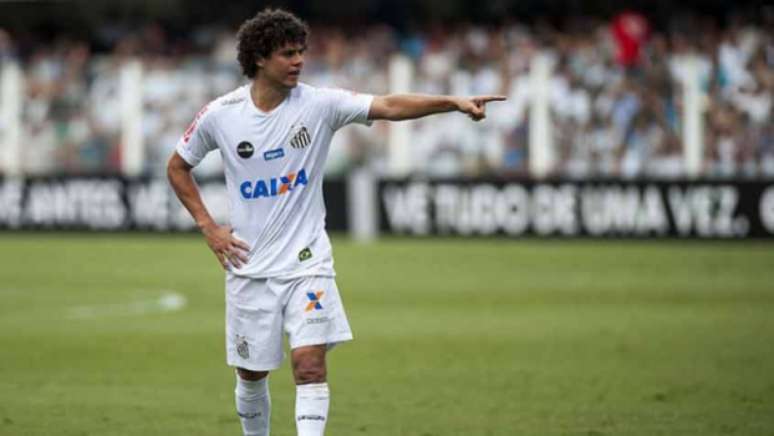 Corinthians se agita no mercado e vai em busca de ex-Flamengo jogando na  Europa
