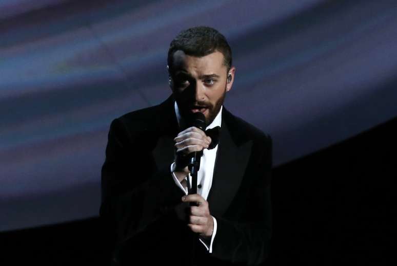 Sam Smith canta em cerimônia do Oscar
 28/2/2016   REUTERS/Mario Anzuoni   