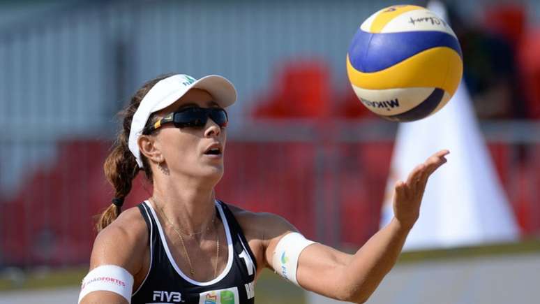 Maria Clara volta ao Circuito Brasileiro após sete meses nos EUA Divulgação/FIVB