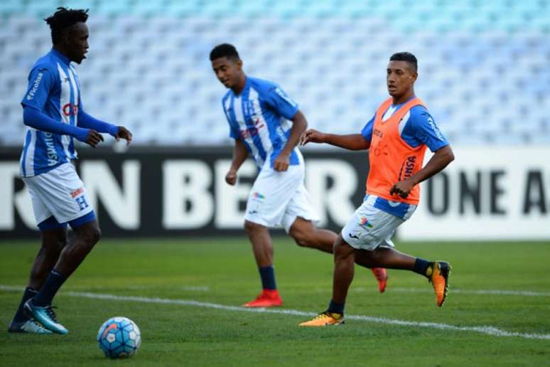 Honduras treina no ANZ Stadium, em Sydney (Foto: Peter Parks / AFP)