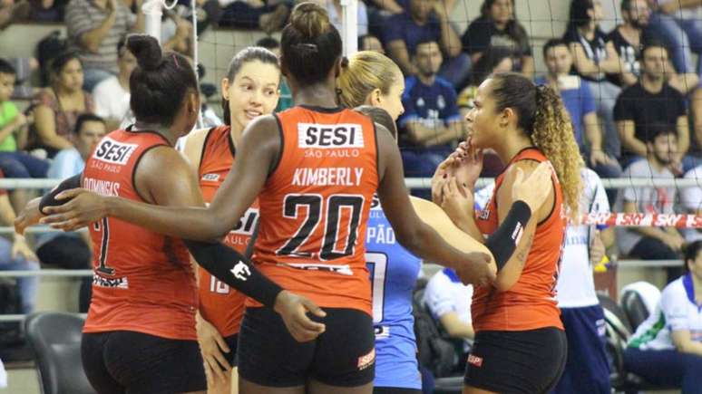 Sesi-SP busca primeira vitória na Superliga feminina Karen Griz/Sesi-SP