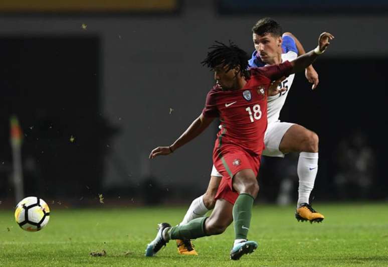 Gelson Martins foi titular no empate de Portugal com os EUA (Foto: Francisco Leong / AFP)