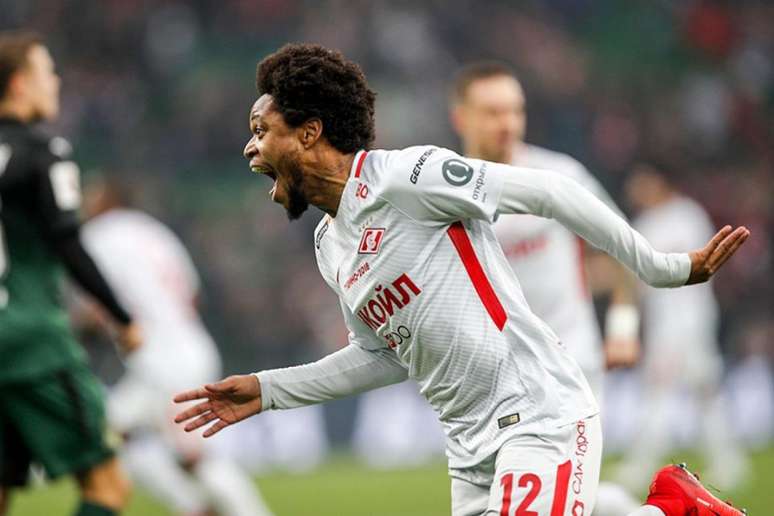 Luiz Adriano comemora um de seus gols (Foto: Divulgação/Spartak Moscou)