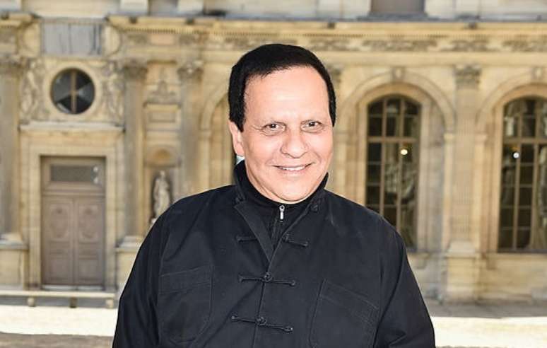 Azzedine Alaïa vestiu estrelas como Greta Garbo, Grace Jones e Lady Gaga.