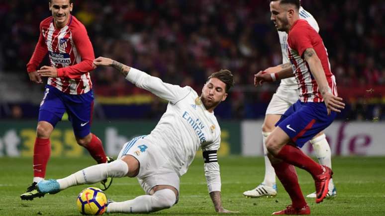 Sergio Ramos se machucou contra o Atlético (Foto: AFP/PIERRE-PHILIPPE MARCOU)