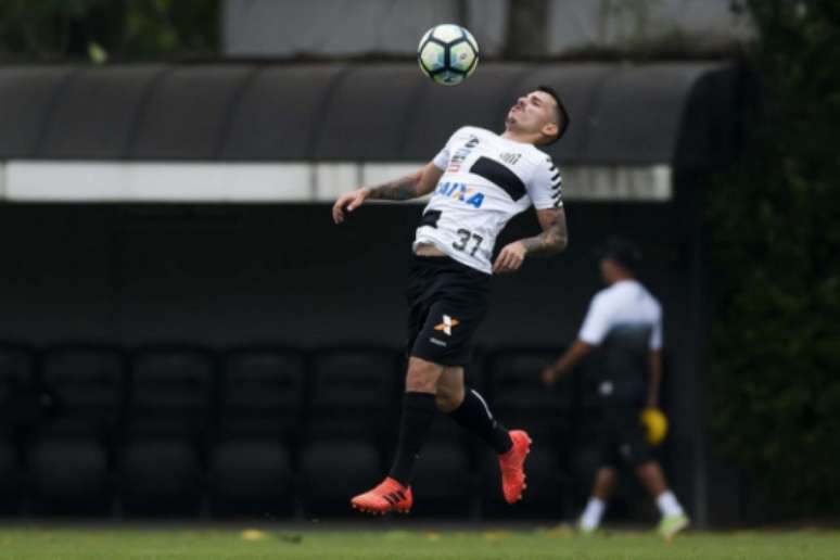 Em litígio com o Santos na Justiça, Zeca não aparece no CT Rei Pelé desde o final de outubro