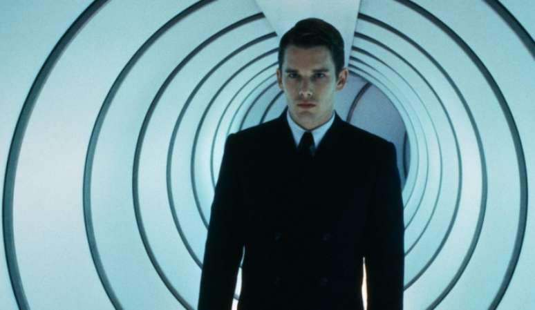 Ethan Hawke em cena de Gattaca, como o irmão não-válido