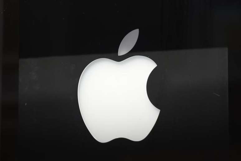Logo da Apple em revendedora autorizada em Galway, Irlanda
30/08/2016 REUTERS/Clodagh Kilcoyne