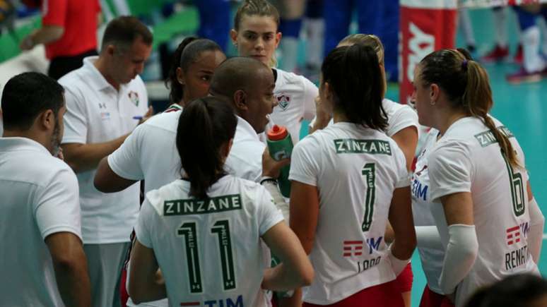 Fluminense é o sexto colocado da Superliga feminina