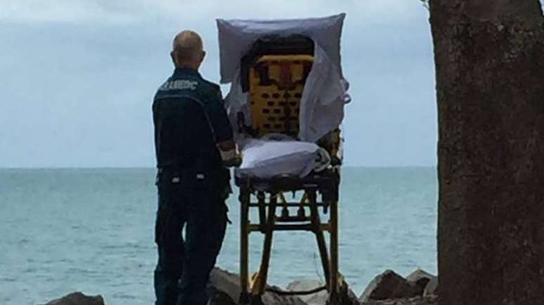 Paciente estava a caminho do hospital quando ambulância fez um pequeno desvio para que ela pudesse ver o mar | Foto: Queensland Ambulance Service/Facebook