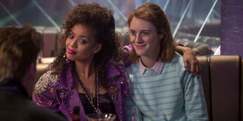 Cena do episódio San Junipero, da terceira temporada de Black Mirror