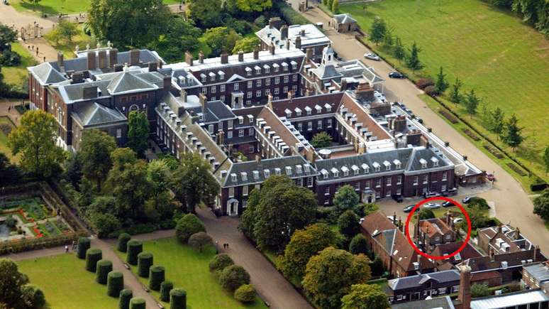 O casal irá morar em Nottingham Cottage, dentro do Palácio de Kensington, onde Harry já vive