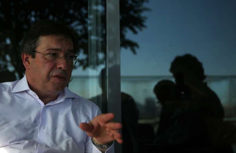 Presidente-executivo da Eletrobras, Wilson Ferreira Jr. , fala durante entrevista à Reuters no Rio de Janeiro 
10/11/2017 REUTERS/Pilar Olivares
