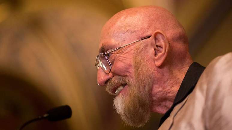 Físico Kip Thorne, que ganhou o Prêmio Nobel de Física em 2017, deu aulas no Caltech