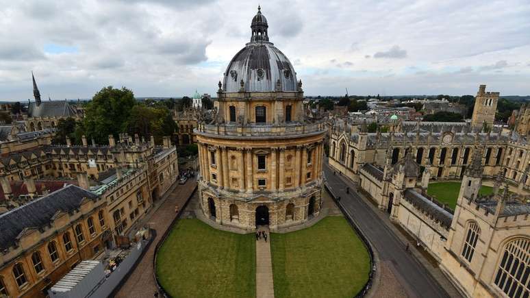 Universidade de Oxford é a primeira da lista da Times Higher Education (THE)
