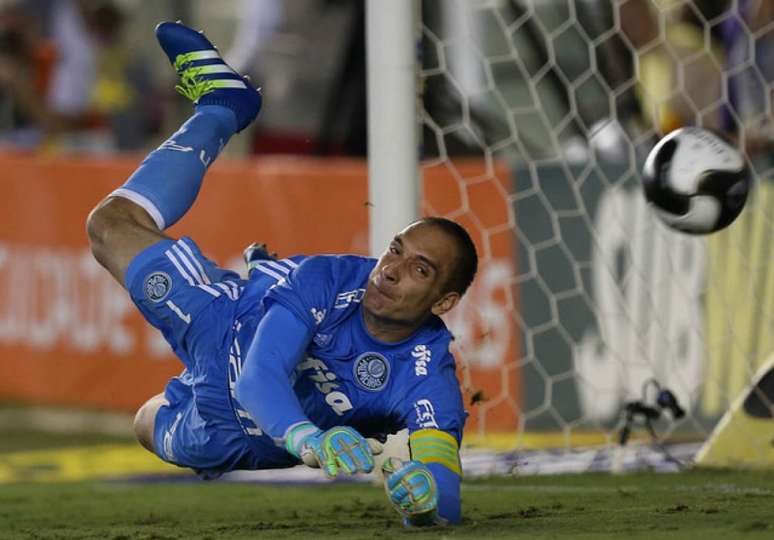 Fernando Prass pode completar 300 jogos pelo Palmeiras no próximo ano - FOTO: Cesar Greco
