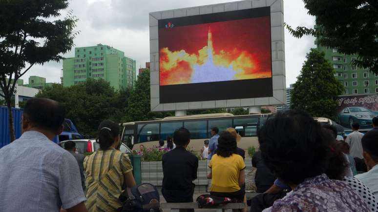 Testes de míssil são anunciados amplamente pelo governo da Coreia do Norte