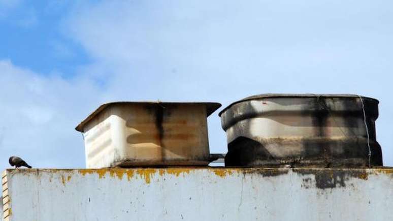 Caixas d'água de amianto são muito comuns nas residências brasileiras | Foto: Wilson Dias/Arquivo Agência Brasil