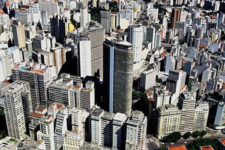 São Paulo e toda a região metropolitana vivem mais um dia caótico