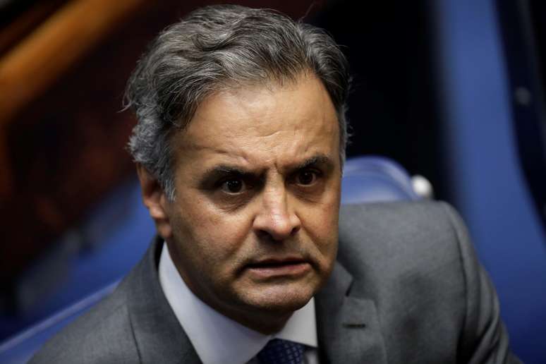 Aécio usou celulares de laranjas para fazer ligações, diz PF