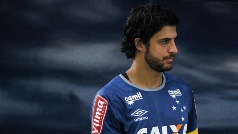 Volante está emprestado ao Cruzeiro até o fim de dezembro (Foto: Washington Alves/Light Press)