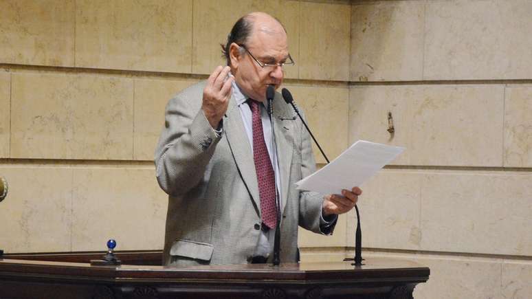 Cesar Maia resiste a se lançar candidato ao governo do Estado | foto: foto: Mário Vasconcellos / CMRJ