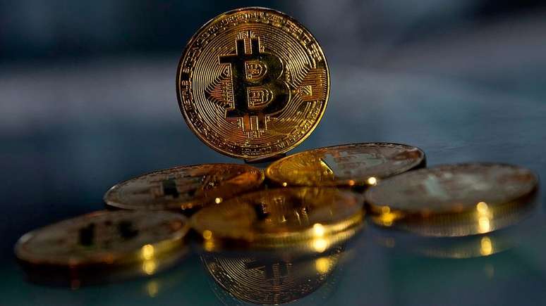 Bitcoin ultrapassou barreira de US$ 10 mil (R$ 32,5 mil) na semana passada
