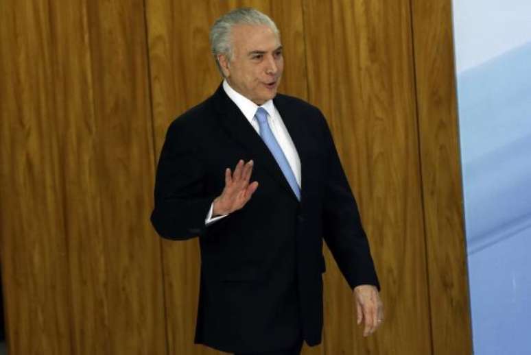 Durante jantar na residência da presidência da Câmara, Michel Temer afirmou que, sem a reforma, a retomada do crescimento econômico ficará prejudicada