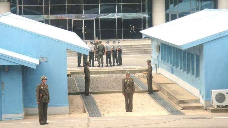 &Eacute; proibido fotografar militares, exceto na Zona Desmilitarizada, na fronteira com a Coreia do Sul | Foto: Guilherme Bahia