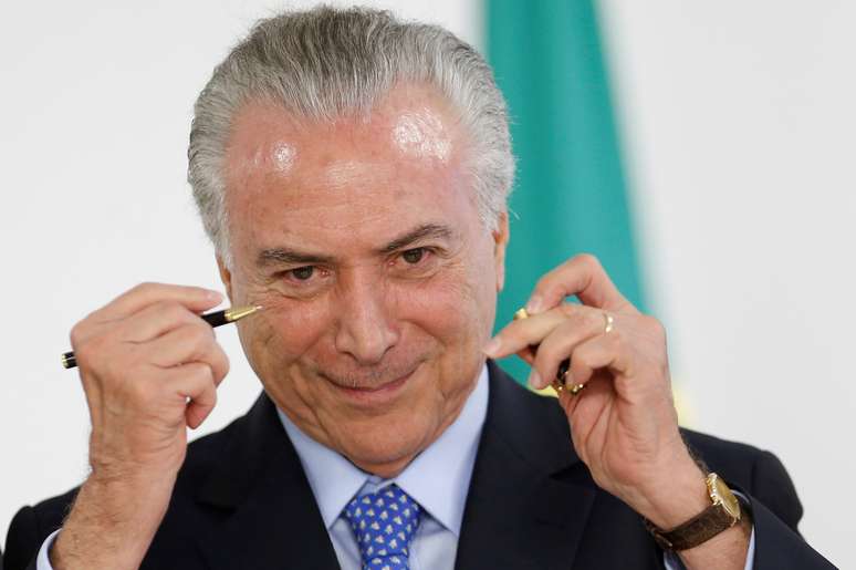 Temer durante cerimônia no Palácio do Planalto
 6/12/2017    REUTERS/Adriano Machado