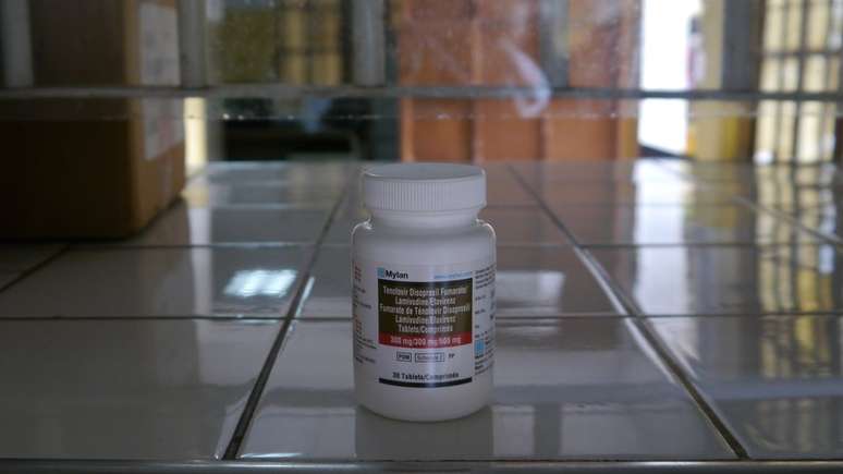 Esse &eacute; o antirretroviral mais usado em Mo&ccedil;ambique, conhecido por 'tripla', cujo principal componente &eacute; o Efavirenz | Foto: Amanda Rossi/BBC Brasil