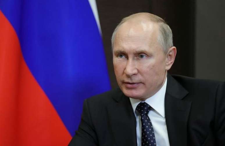 Presidente da Rússia, Vladimir Putin, durante reunião em Sóchi 23/11/2017 Sputnik/Mikhail Klimentyev/Kremlin via REUTERS