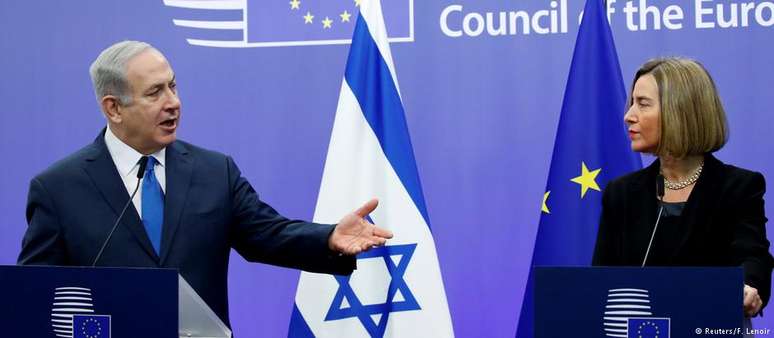 Netanyahu: "O que Trump fez é pôr claramente os fatos sobre a mesa. E é evidente que Jerusalém é a capital de Israel"