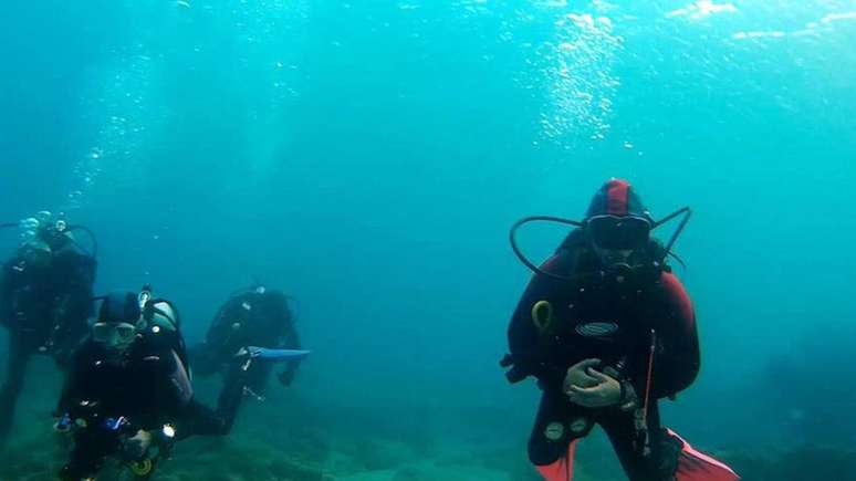 Muitos locais arqueológicos submarinos estão abertos para mergulhadores em Israel | Foto: Breena Kerr