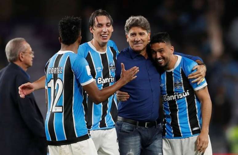 Técnico Renato Gaúcho e jogadores do Grêmio.