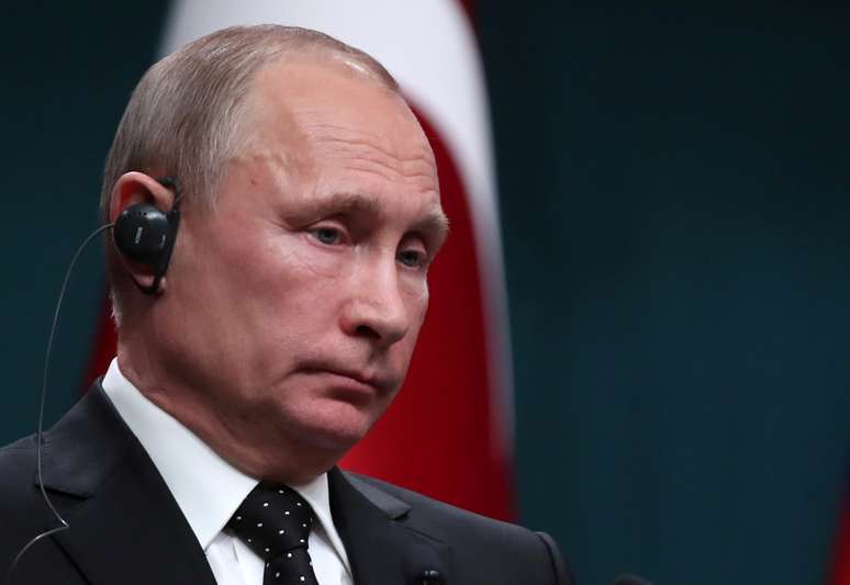 Presidente russo Vladimir Putin concede entrevista em Ancara
 11/12/2017    REUTERS/Umit Bektas