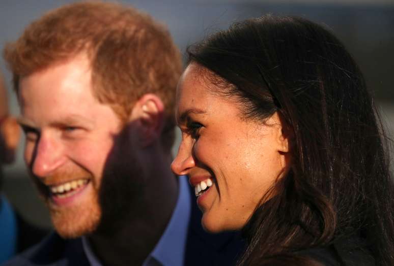 Príncipe Harry e Meghan Markle durante visita a escola em Nottingham em 1° de dezembro de 2017.