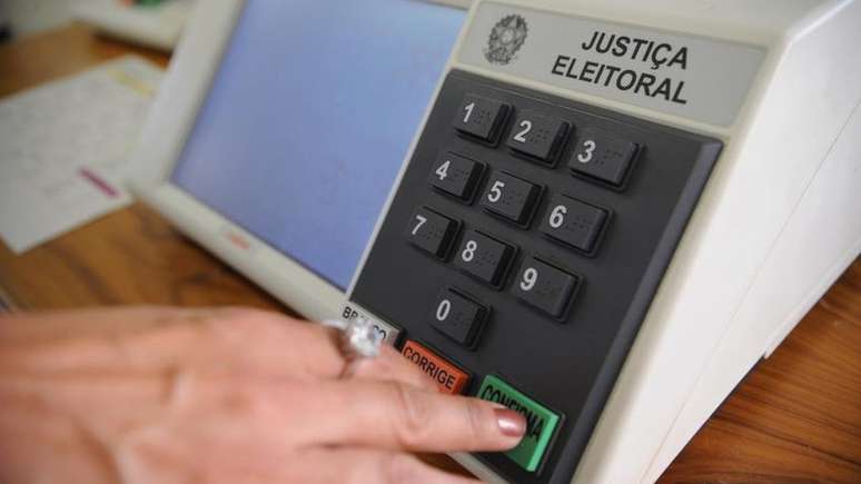 Lei da Ficha Limpa barra candidatos condenados após decisão de colegiado | Foto: Fabio Rodrigues Pozzebom/ABr