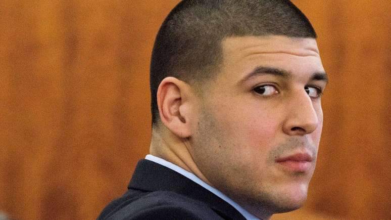 Jogador despontou na NFL, mas foi condenado pelo assassinato de um amigo aos 23 anos. Foto: Reuters