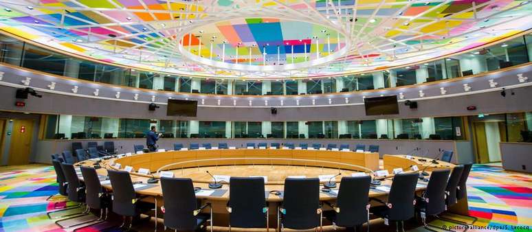 Reunião de líderes no Conselho Europeu será a última deste ano