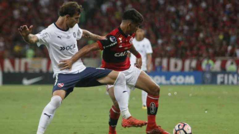 Jovem foi um dos melhores em campo e fez o gol do Flamengo na partida (Foto: Reginaldo Pimenta / Raw Image)