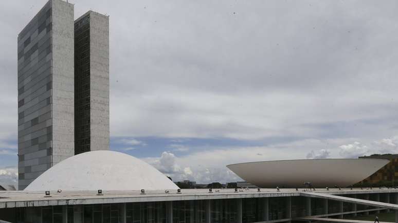 Problemas de comunicação e medo da resposta eleitoral de 2018 ajudam a explicar dificuldades entre governo e congressistas | Foto: Valter Campanato/Ag. Brasil