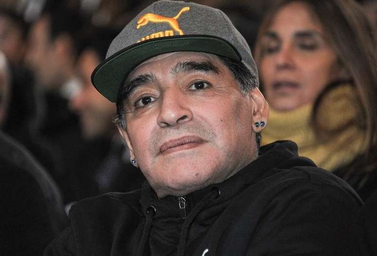 Lenda do futebol argentino, Diego Maradona, durante evento em Florença, na Itália 17/01/2017  REUTERS/Paolo Lo Debole