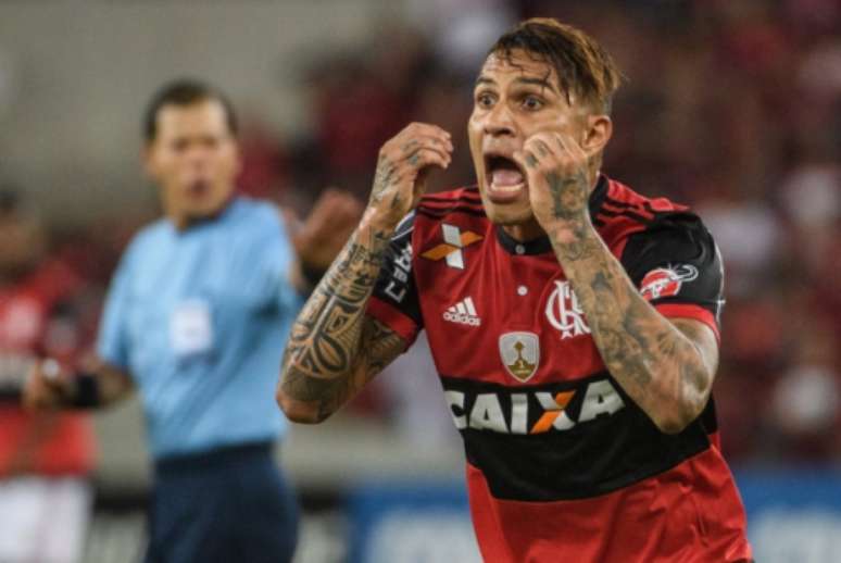 O artilheiro Paolo Guerrero