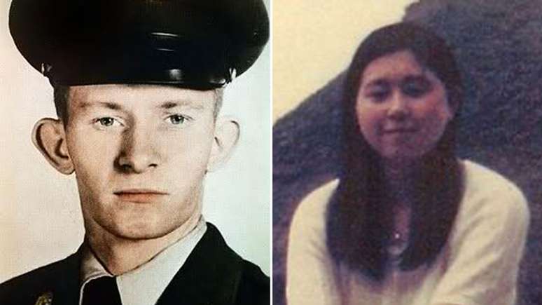 Charles Jenkins, retratado como jovem soldado dos EUA, e Hitomi Soga, aos 17 anos, dois anos antes de ser sequestrada | Foto: US Army/Kyodo/Alamy Stock Photo