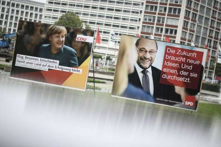 Rivais nas urnas, Merkel e Schulz podem formar governo juntos
