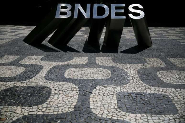 Logo do Banco Nacional de Desenvolvimento Econômico e Social (BNDES) no Rio de Janeiro, Brasil
06/09/2017
REUTERS/Pilar Olivares