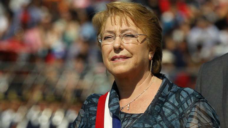 Michelle Bachelet ser&aacute; substitu&iacute;da por Sebasti&aacute;n Pi&ntilde;era na presid&ecirc;ncia chilena