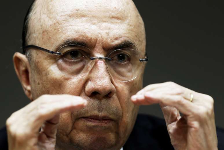 Ministro da Fazenda, Henrique Meirelles, durante coletiva de imprensa em Bras&iacute;lia 14/12/2017 REUTERS/Adriano Machado