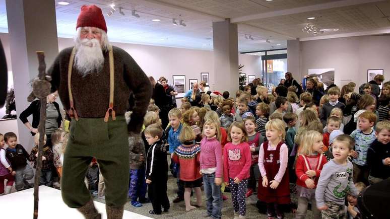 Yule Lad, homem vestido de elfo na Islândia